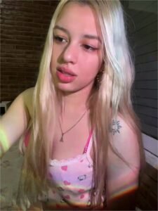 SC-tiffanystarling-20251124-093841